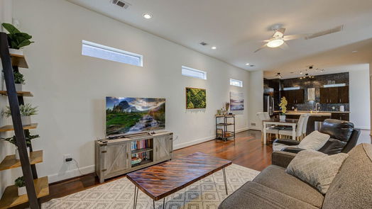 Houston 3-story, 3-bed 1821 W Main Street E-idx
