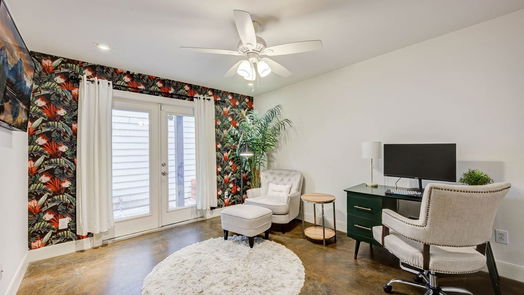 Houston 3-story, 3-bed 1821 W Main Street E-idx