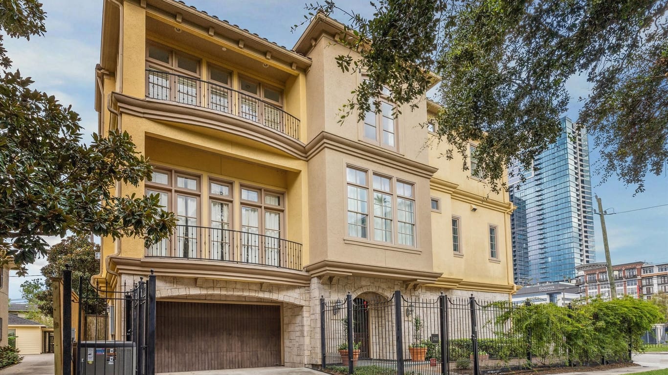 Houston 3-story, 3-bed 2421 Rosamond-idx