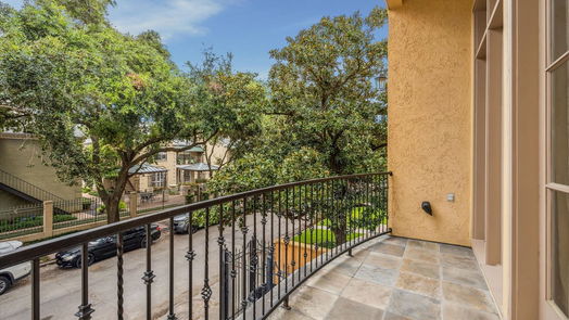 Houston 3-story, 3-bed 2421 Rosamond-idx