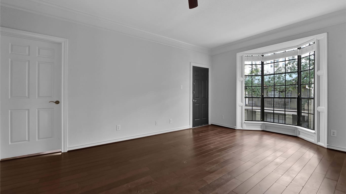 Houston 1-story, 1-bed 2700 Revere Street 114-idx