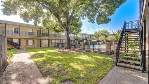 Houston 1-story, 2-bed 3131 Southwest Freeway B23-idx