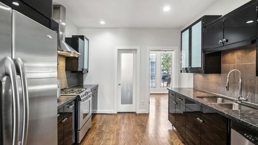 Houston 3-story, 3-bed 1909 Branard Street H-idx