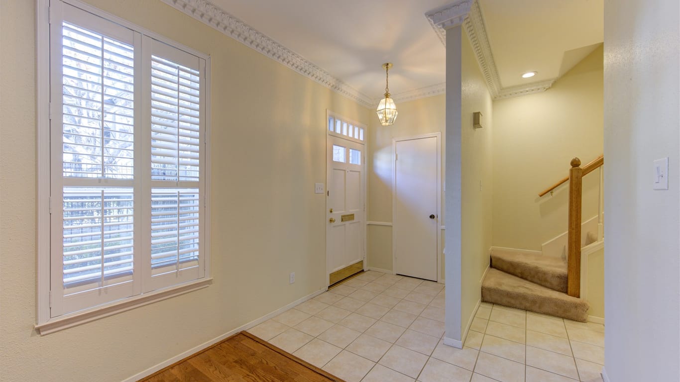 Houston 2-story, 2-bed 3660 Lake Street-idx