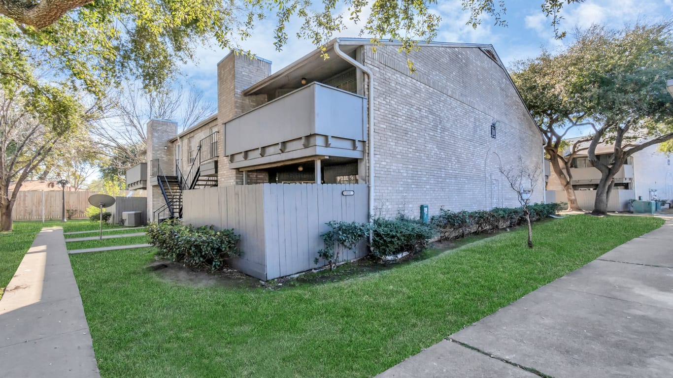 Houston 1-story, 2-bed 9700 Leawood Boulevard 1806-idx