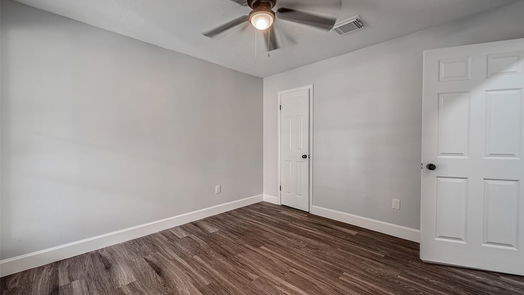 Houston null-story, 3-bed 12202 Creekhurst Drive-idx