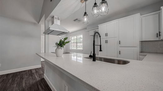 Houston null-story, 3-bed 12202 Creekhurst Drive-idx