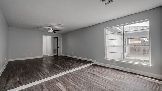 Houston null-story, 3-bed 12202 Creekhurst Drive-idx