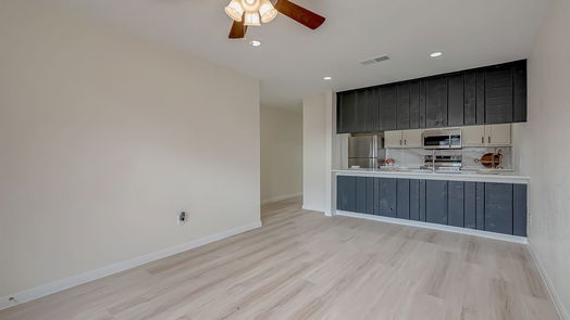 Houston 1-story, 3-bed 9006 Wilcrest Drive 9006-idx