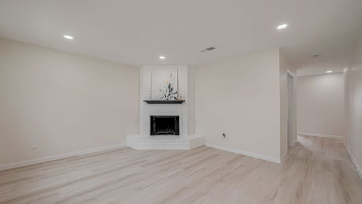 Houston 1-story, 3-bed 9006 Wilcrest Drive 9006-idx