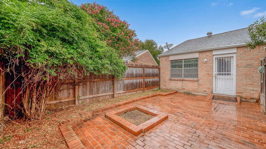 Houston 1-story, 2-bed 10913 Bexley Dr-idx