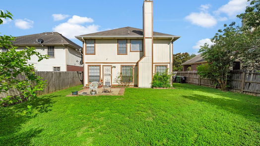 Houston 2-story, 3-bed 10607 Landsbury Drive-idx