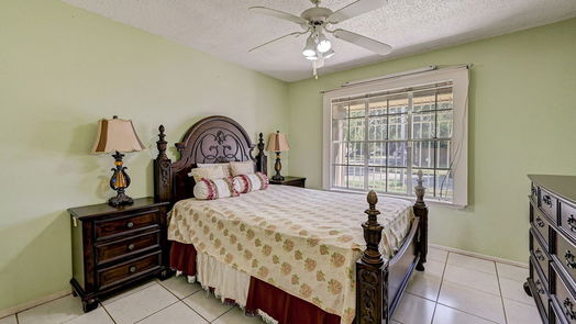 Houston 1-story, 3-bed 11202 Bayou Place Drive-idx