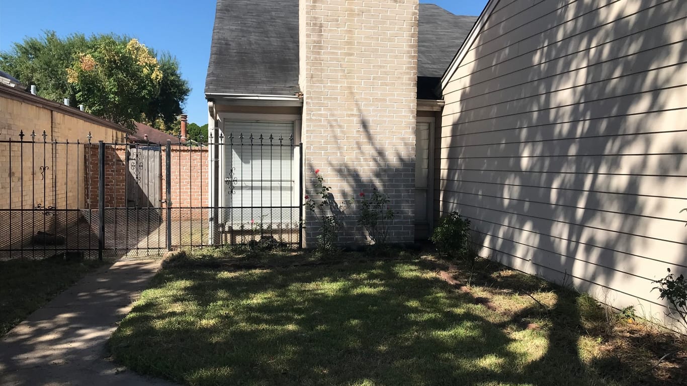 Houston 2-story, 4-bed 8802 Kalewood Drive-idx