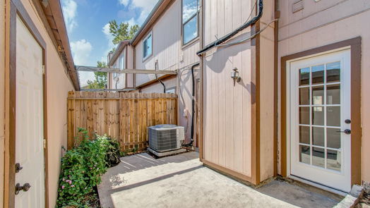 Houston 2-story, 3-bed 12500 Brookglade Circle 166-idx