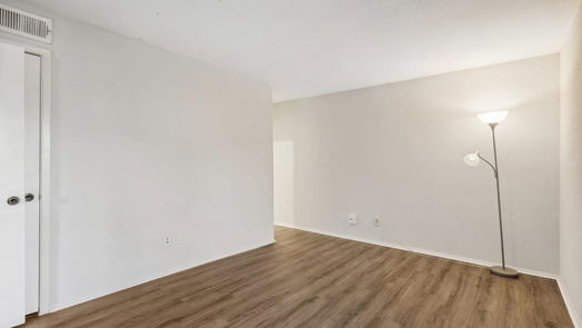 Houston 1-story, 2-bed 10603 S Wilcrest Drive 35-idx