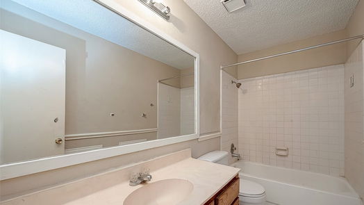 Houston 2-story, 3-bed 10710 Bayou Place Ct Court-idx