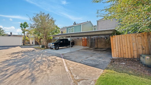 Houston 2-story, 2-bed 8563 Wilcrest Drive-idx