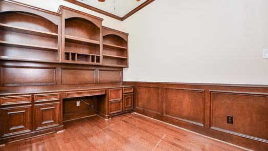 Houston 2-story, 7-bed 11106 Lewis Drive-idx