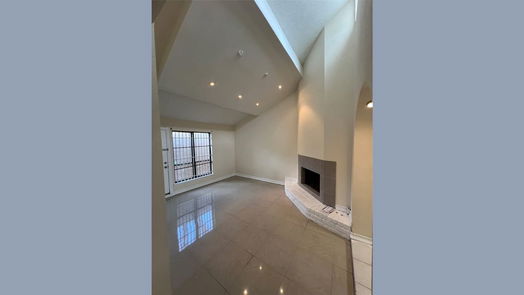 Houston 2-story, 3-bed 8533 Wilcrest Drive-idx