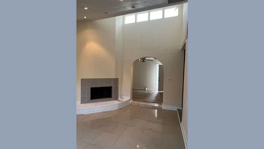 Houston 2-story, 3-bed 8533 Wilcrest Drive-idx
