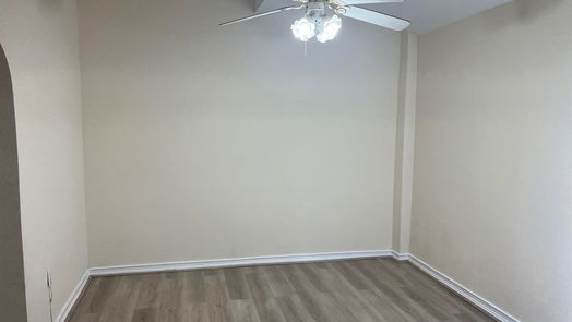 Houston 2-story, 3-bed 8533 Wilcrest Drive-idx