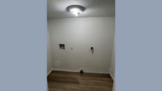Houston 2-story, 3-bed 8533 Wilcrest Drive-idx