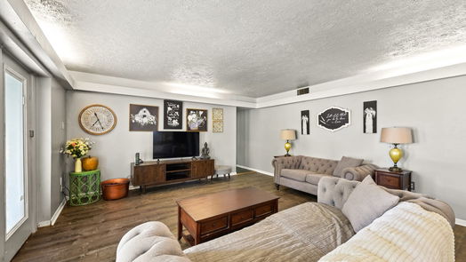 Conroe 1-story, 3-bed 1703 Shady Oaks Drive-idx