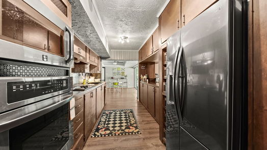 Conroe 1-story, 3-bed 1703 Shady Oaks Drive-idx