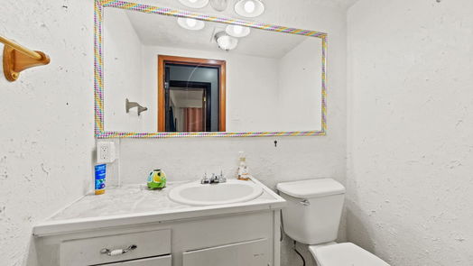 Conroe 1-story, 3-bed 1703 Shady Oaks Drive-idx
