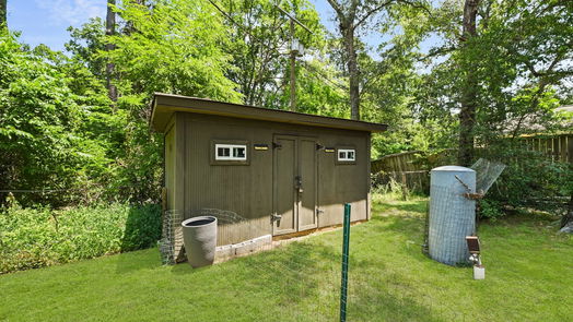 Conroe 1-story, 3-bed 1703 Shady Oaks Drive-idx