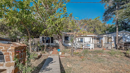 Conroe 1-story, 3-bed 516 Clinton Street-idx