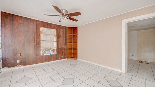 Conroe 1-story, 3-bed 516 Clinton Street-idx