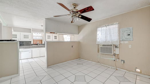 Conroe 1-story, 3-bed 516 Clinton Street-idx