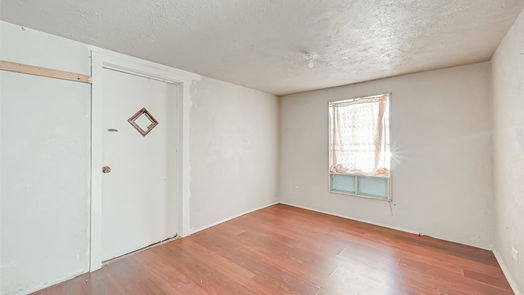 Conroe 1-story, 3-bed 516 Clinton Street-idx