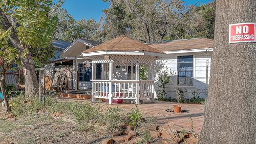 Conroe 1-story, 3-bed 516 Clinton Street-idx