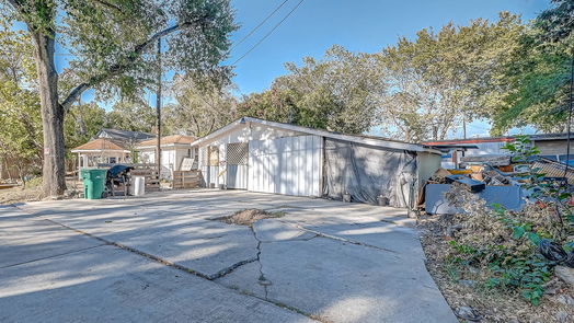 Conroe 1-story, 3-bed 516 Clinton Street-idx