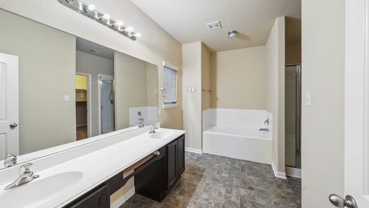 Conroe 2-story, 4-bed 1120 Shadow Glenn Drive-idx
