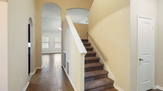Conroe 2-story, 4-bed 1120 Shadow Glenn Drive-idx