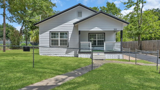 Conroe 1-story, 2-bed 308 E Phillips Street-idx