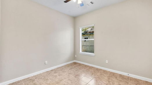 Conroe 2-story, 6-bed 617 Edgar Street-idx