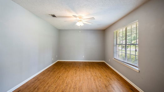 Conroe 1-story, 3-bed 115 Oak Hollow Street-idx