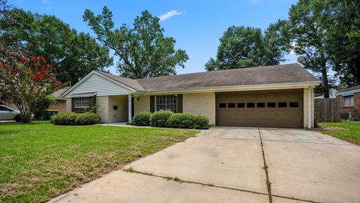 Conroe 1-story, 3-bed 115 Oak Hollow Street-idx