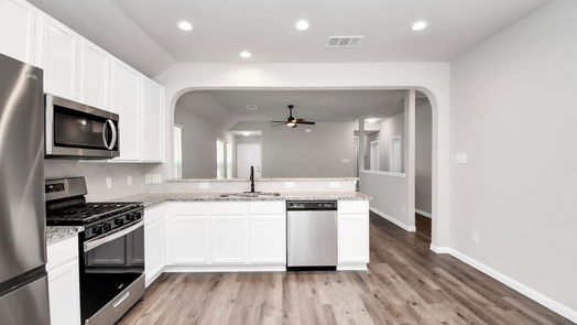 Conroe 1-story, 3-bed 2342 Raider Drive-idx