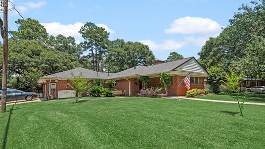 Conroe 1-story, 6-bed 302 Conroe Drive-idx