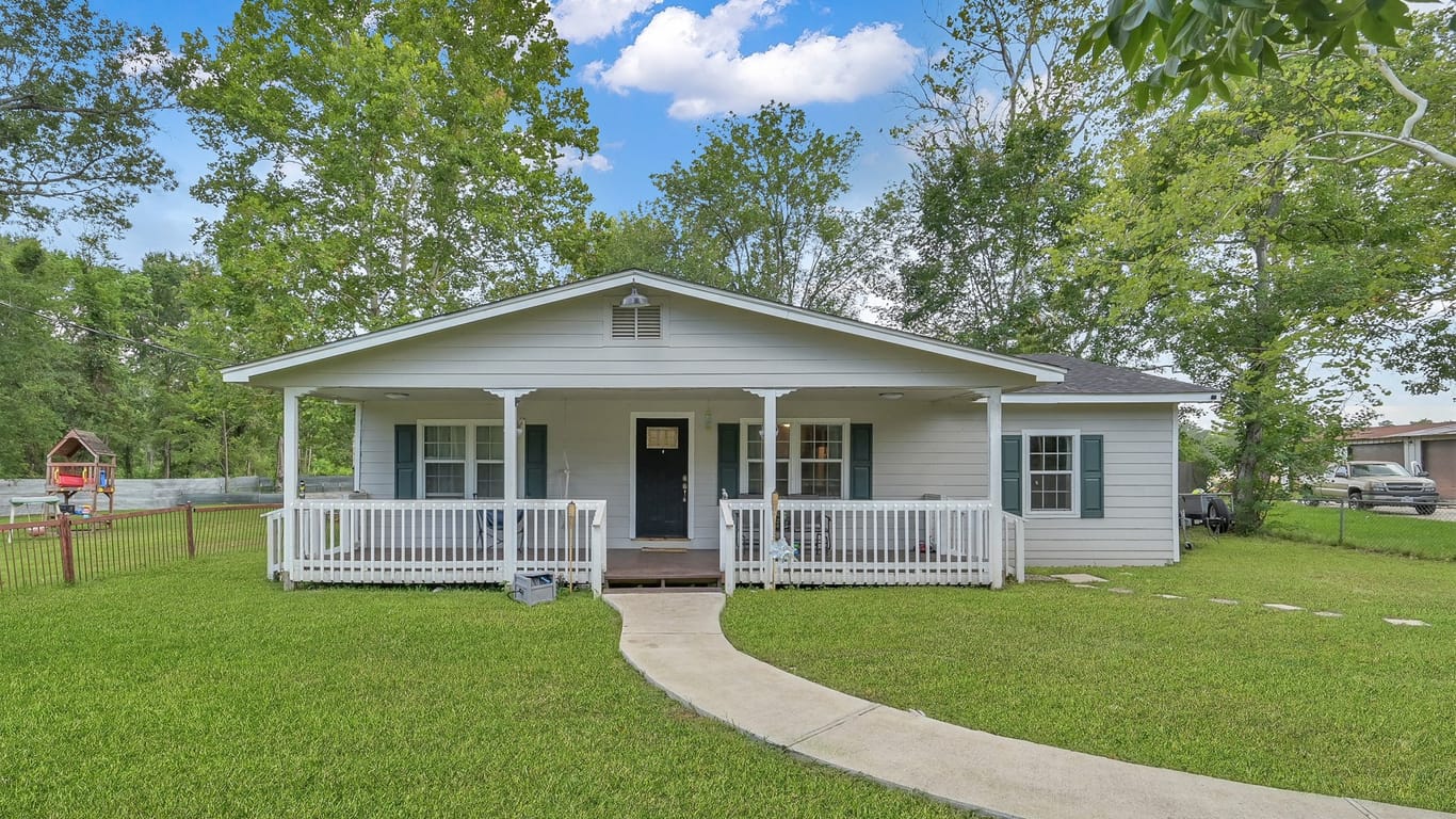 Conroe 1-story, 3-bed 216 S Magnolia Drive-idx