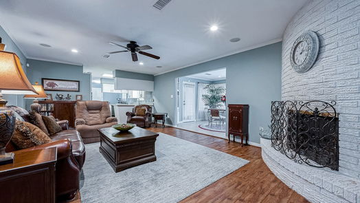 Conroe 1-story, 3-bed 312 Wildwood Lane-idx