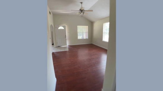 Conroe 1-story, 3-bed 256 Longview Street-idx