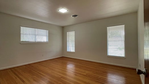 Conroe null-story, 3-bed 104 W Dallas Street-idx