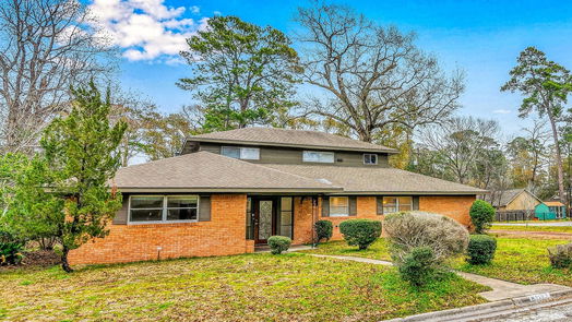 Conroe 2-story, 5-bed 112 N Woodsway Street E-idx